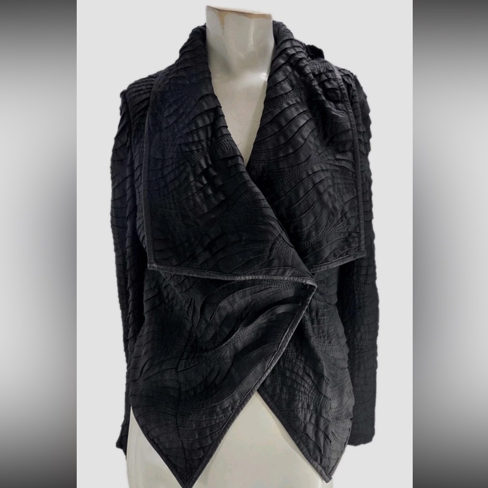 Neiman Marcus Women's Jacket Small Black Leather Reptile Print Moto